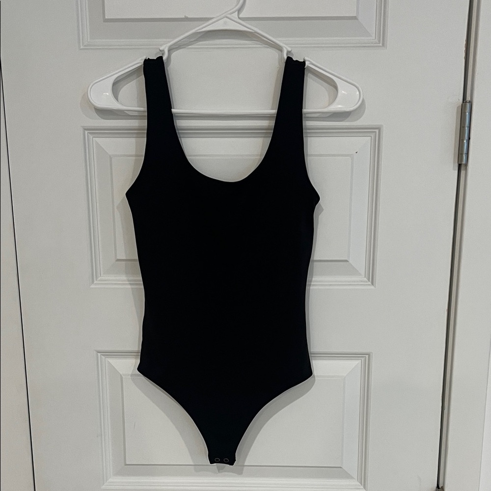 Express Women’s Body Contour Bodysuit